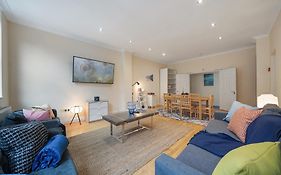 The Chic Townhouse In Kings Cross!!! 3 Floors
