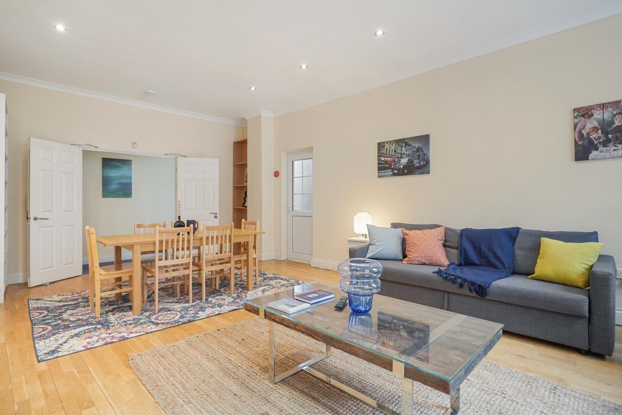 The Chic Townhouse In Kings Cross!!! 3 Floors Apartment London Exterior photo