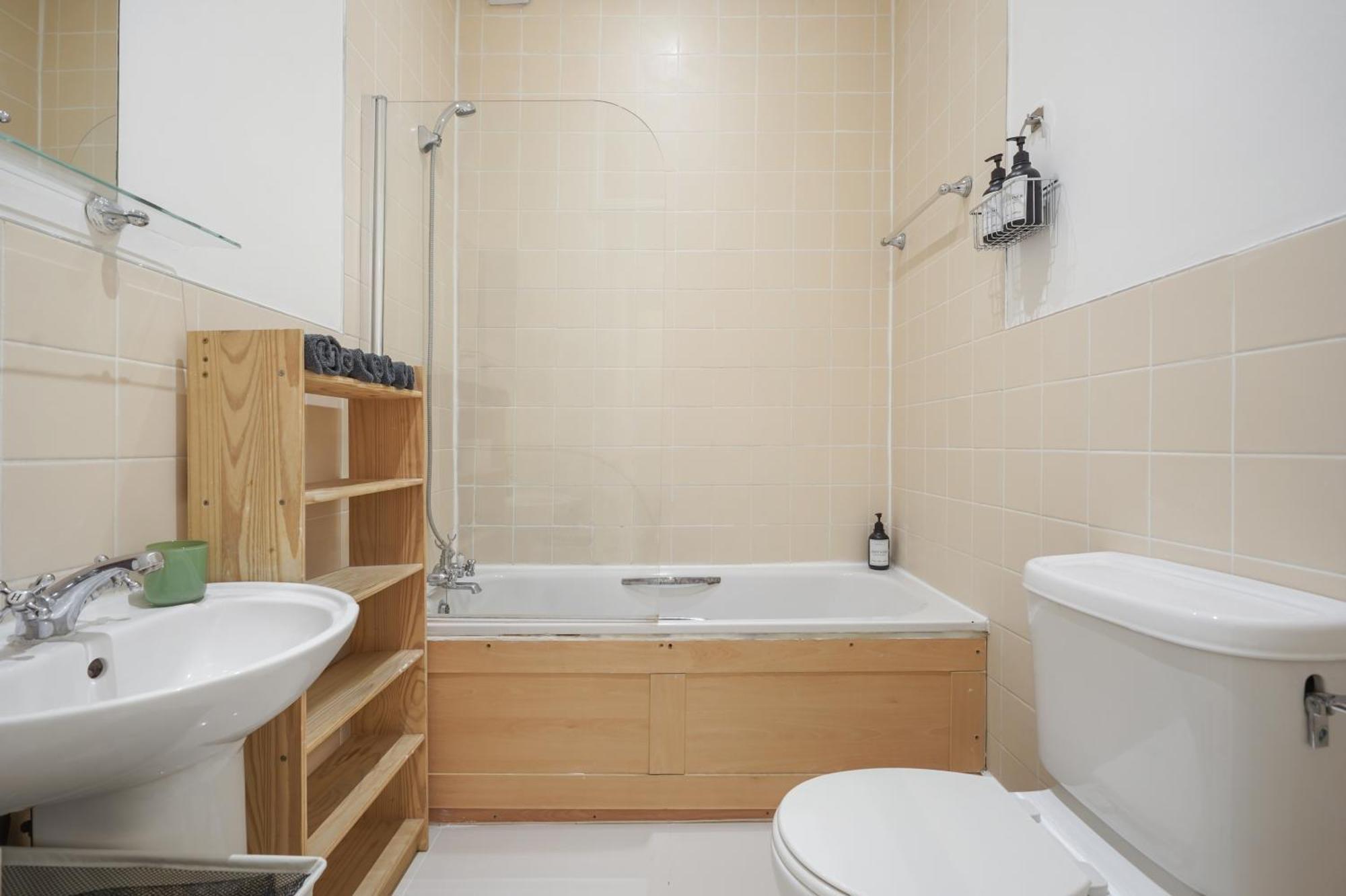 The Chic Townhouse In Kings Cross!!! 3 Floors Apartment London Exterior photo